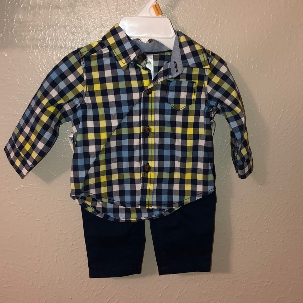 Baby boy outfit set. NWOT. Carters brand.